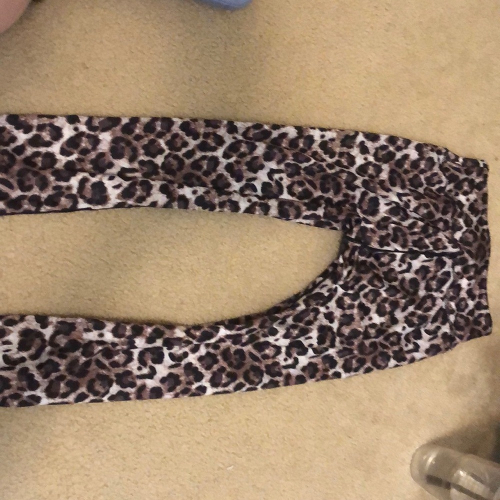 Leopard leggings